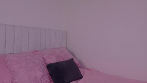 zoe ross online show from 03/06/26, 07:21