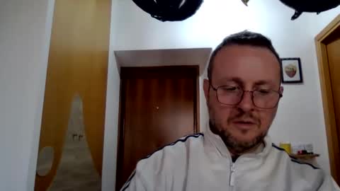 Snapshot of modesto1969 chatting on 12/21/25, 12:01 modesto1969 online show from 12/21/25, 12:01