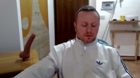 Snapshot of modesto1969 chatting on 02/09/26, 03:27 modesto1969 online show from 02/09/26, 03:27