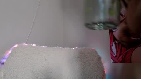 Snapshot of moertomlly chatting on 01/19/25, 03:08 Molly online show from 01/19/25, 03:08