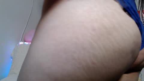 Snapshot of moertomlly chatting on 03/07/25, 10:02 Molly online show from 03/07/25, 10:02