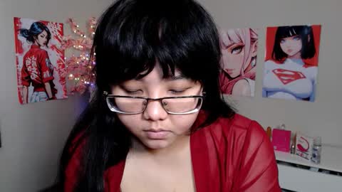 Snapshot of moertomlly chatting on 09/22/25, 04:36 Molly online show from 09/22/25, 04:36