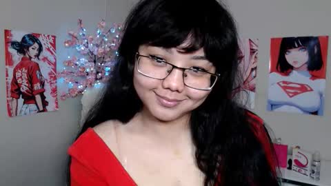 Snapshot of moertomlly chatting on 09/28/25, 04:29 Molly online show from 09/28/25, 04:29
