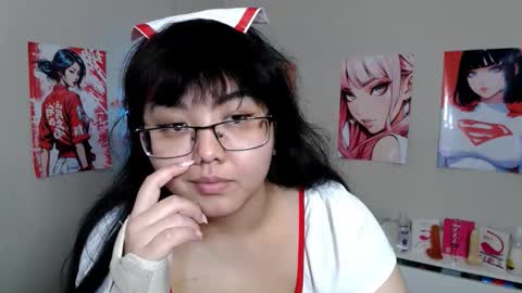 Molly online show from 11/17/25, 04:40