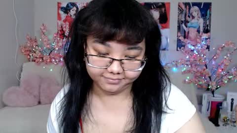 Molly online show from 03/29/26, 04:12