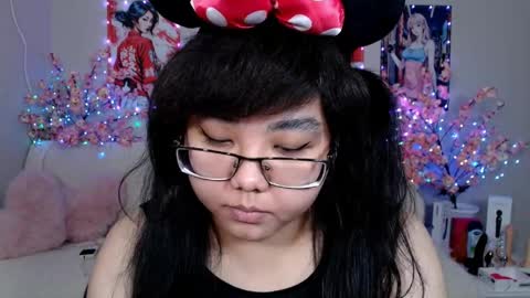 Molly online show from 04/23/26, 03:41