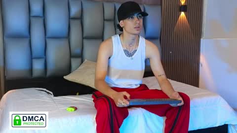 mohamed_malik online show from 04/23/26, 01:24