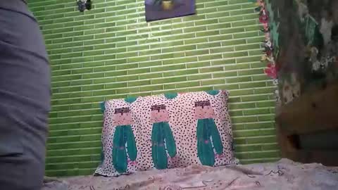 MohawkRed online show from 09/09/25, 04:01