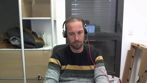 Julien online show from 12/17/24, 03:06