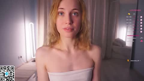 Snapshot of moiraalsbrook chatting on 02/16/25, 07:37 Diana online show from 02/16/25, 07:37