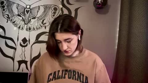 My name is Eda online show from 01/16/26, 07:23