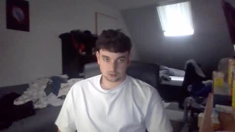 moistbreadstick online show from 05/07/26, 04:01