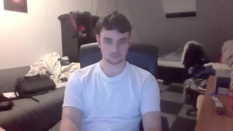 moistbreadstick online show from 05/08/26, 10:37