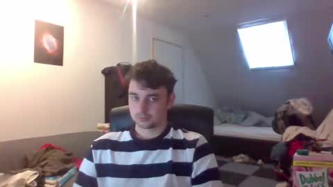 moistbreadstick online show from 06/15/26, 05:04
