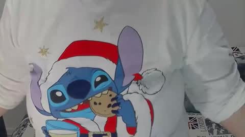 erika online show from 11/11/25, 06:35