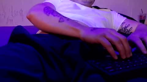 Snapshot of mojozz chatting on 04/26/26, 03:53 LookinForFun online show from 04/26/26, 03:53