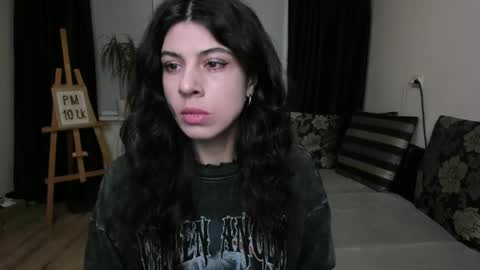 molaganna online show from 04/23/26, 06:43