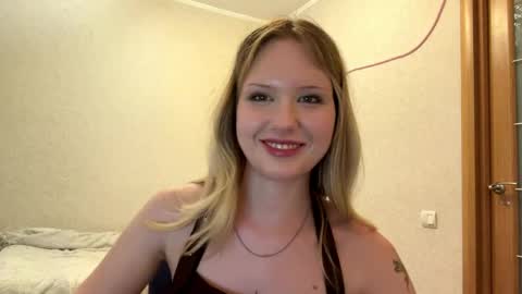Snapshot of mollieadamek chatting on 05/09/26, 02:22 Lisa online show from 05/09/26, 02:22