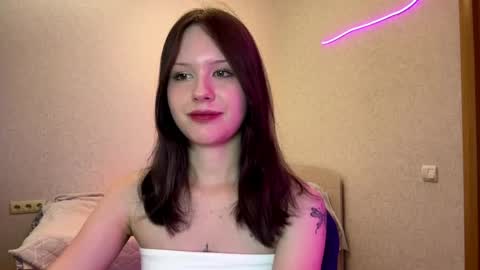 Snapshot of mollieadamek chatting on 05/13/26, 02:25 Lisa online show from 05/13/26, 02:25