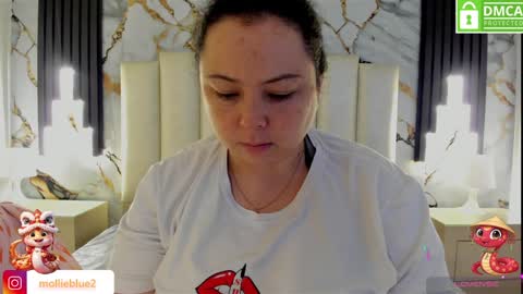 Snapshot of molliebue1 chatting on 01/31/25, 11:46 Hey Guys Im Mollie online show from 01/31/25, 11:46