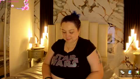 Snapshot of molliebue1 chatting on 10/14/25, 01:56 Hey Guys Im Mollie online show from 10/14/25, 01:56