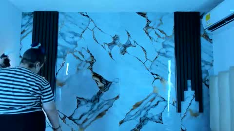 Snapshot of molliebue1 chatting on 11/18/25, 12:20 Hey Guys Im Mollie online show from 11/18/25, 12:20