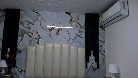 Snapshot of molliebue1 chatting on 11/20/25, 12:27 Hey Guys Im Mollie online show from 11/20/25, 12:27