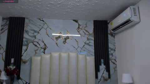 Hey Guys  Im Mollie online show from 04/15/26, 12:01