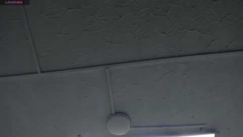 Snapshot of molliebue1 chatting on 05/13/26, 12:02 Hey Guys Im Mollie online show from 05/13/26, 12:02