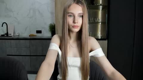 Sima online show from 10/27/25, 02:37