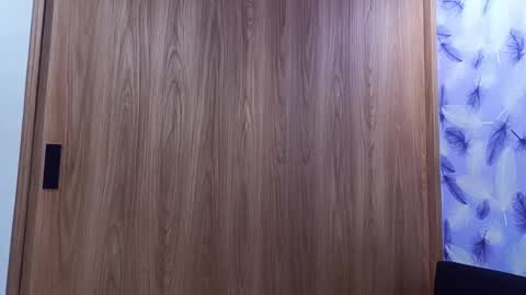 Molly online show from 09/28/25, 10:26