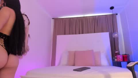      online show from 11/20/25, 02:28