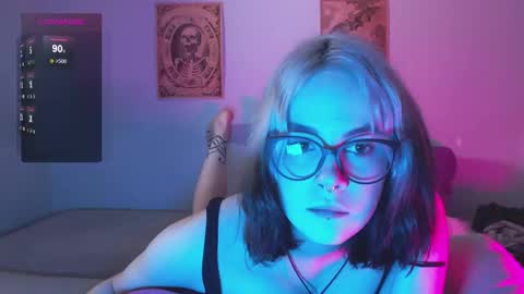 Molly Crow online show from 12/15/24, 11:53