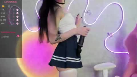 Snapshot of molly_crystall chatting on 07/31/26, 03:28 Molly - online show from 07/31/26, 03:28