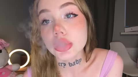 Molly dose online show from 09/20/25, 03:24