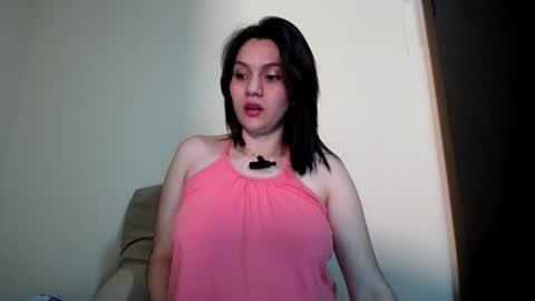 Snapshot of molly_fragance chatting on 10/08/25, 07:11 Molly online show from 10/08/25, 07:11