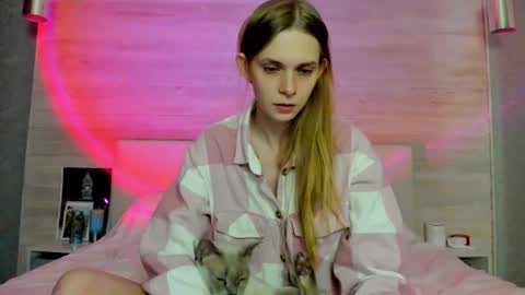 Molly Hunt online show from 02/24/26, 03:43