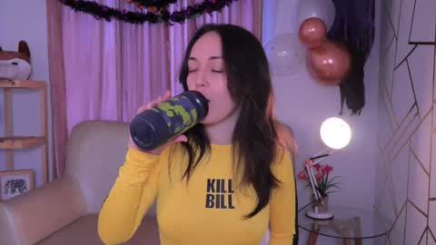   MOLLY   online show from 10/25/25, 03:07