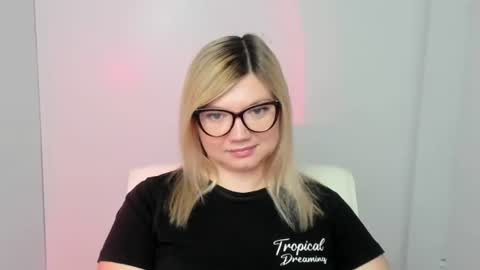 Molly online show from 09/23/25, 06:05