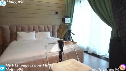 Snapshot of molly_p chatting on 07/22/26, 01:14 VIP page OnlyFans is absolutely FREE for ONE month online show from 07/22/26, 01:14