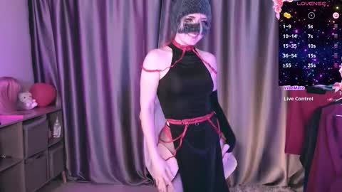 Snapshot of molly_phoenix chatting on 03/07/26, 09:56 Molly online show from 03/07/26, 09:56