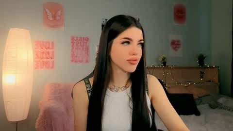 Molly online show from 04/07/26, 04:13