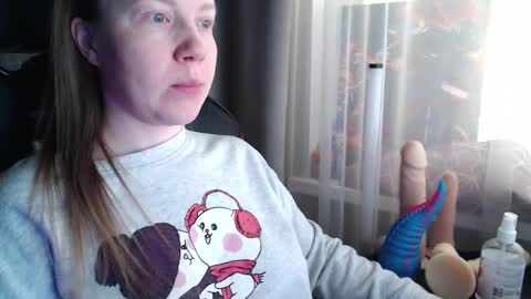 I have new photos come and see with love Molly online show from 03/09/26, 09:35