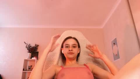 Snapshot of molly_soft chatting on 06/01/26, 06:04 Molly online show from 06/01/26, 06:04