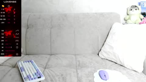 Snapshot of molly_sweetbaby chatting on 12/22/24, 03:11 Ill tell you when were private online show from 12/22/24, 03:11