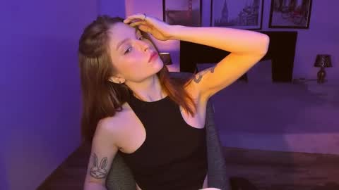 Snapshot of mollydangerous chatting on 01/26/25, 10:02 Taisha online show from 01/26/25, 10:02