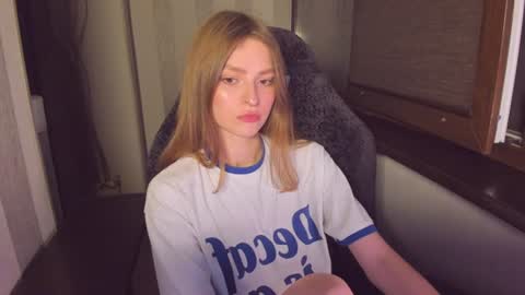 Snapshot of mollydangerous chatting on 07/28/26, 06:31 Taisha online show from 07/28/26, 06:31