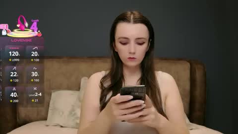 Molly online show from 04/19/26, 08:11