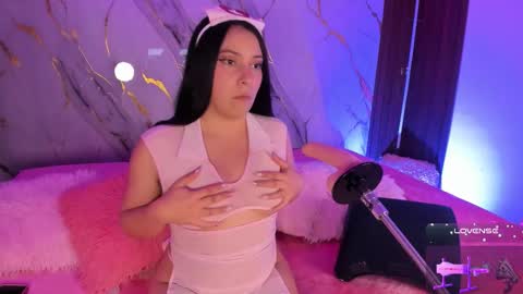 New girl Emily Valentina  Michelle online show from 11/19/25, 02:50