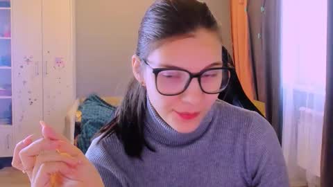  KIRA  online show from 03/02/26, 01:52